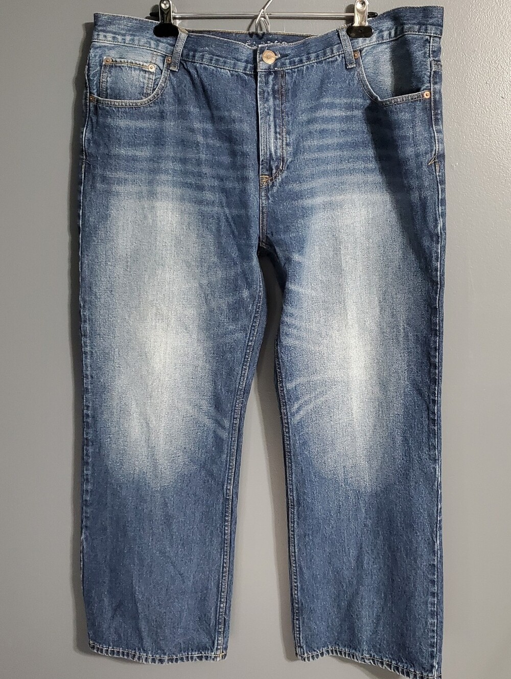 Aeropostale Men's Wide Leg Jeans Size 40x30